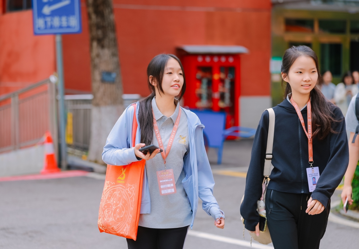 第25屆中國女子數學奧林匹克競賽_Photo5