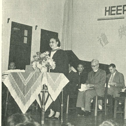 Mrs__P__H__Cheung_giving_a_school_report_on_the_Speech_Day